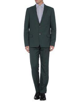 Hugo Suits