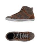 Playhat Sneakers