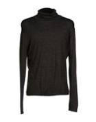 ,beaucoup Turtlenecks