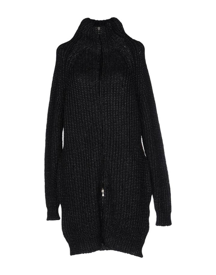 Hack Turtlenecks