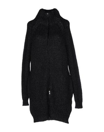Hack Turtlenecks