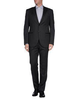 Peter Reed Suits