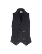 Alessandro Gilles Vests