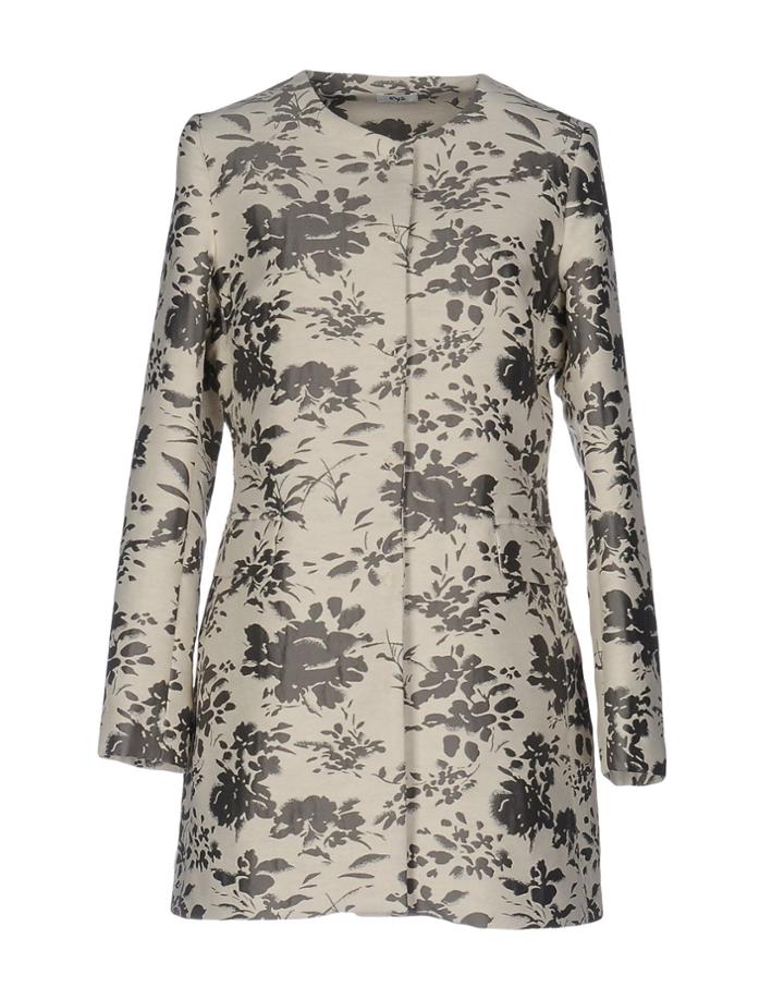 Eys Overcoats