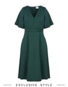 Iluut Knee-length Dresses