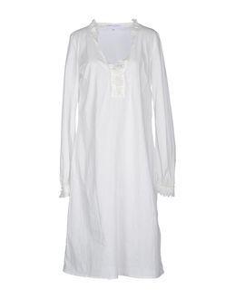 Cora De Adamich Knee-length Dresses
