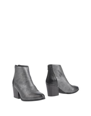 Metisse Ankle Boots