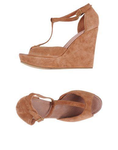 Aniye By Sandals