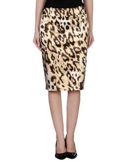 Daniela Drei Knee Length Skirts