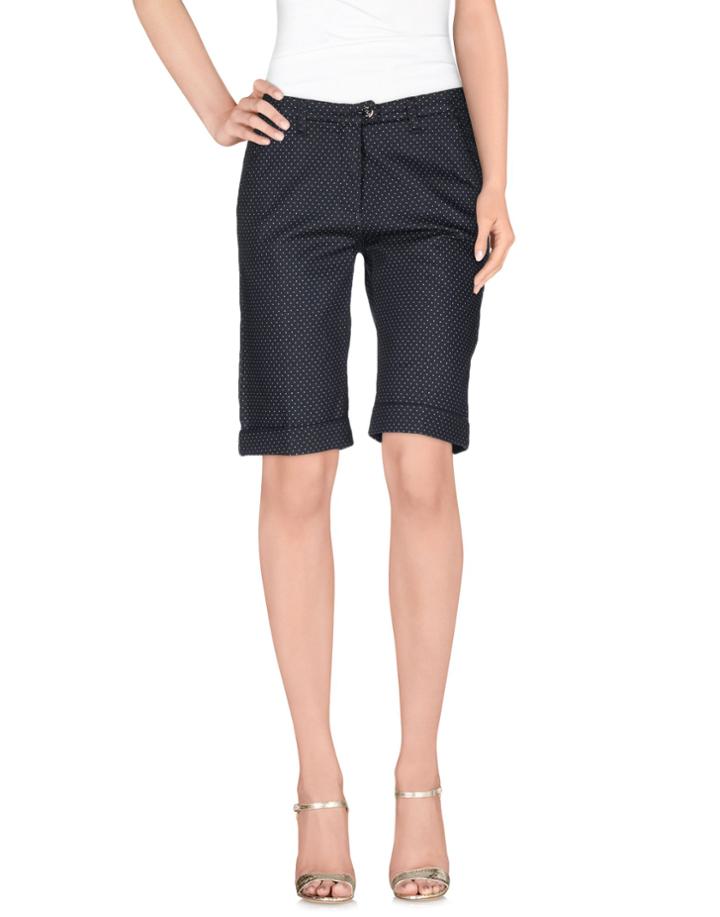 Jeans & Polo Bermudas