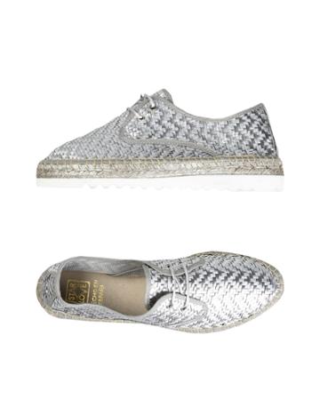 Star Love Sneakers