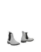 Howens Ankle Boots
