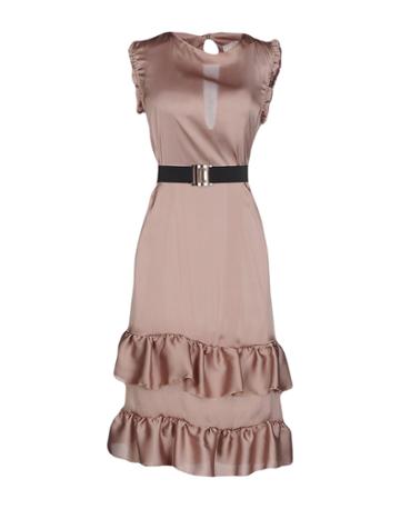 Victoria & Stella Knee-length Dresses