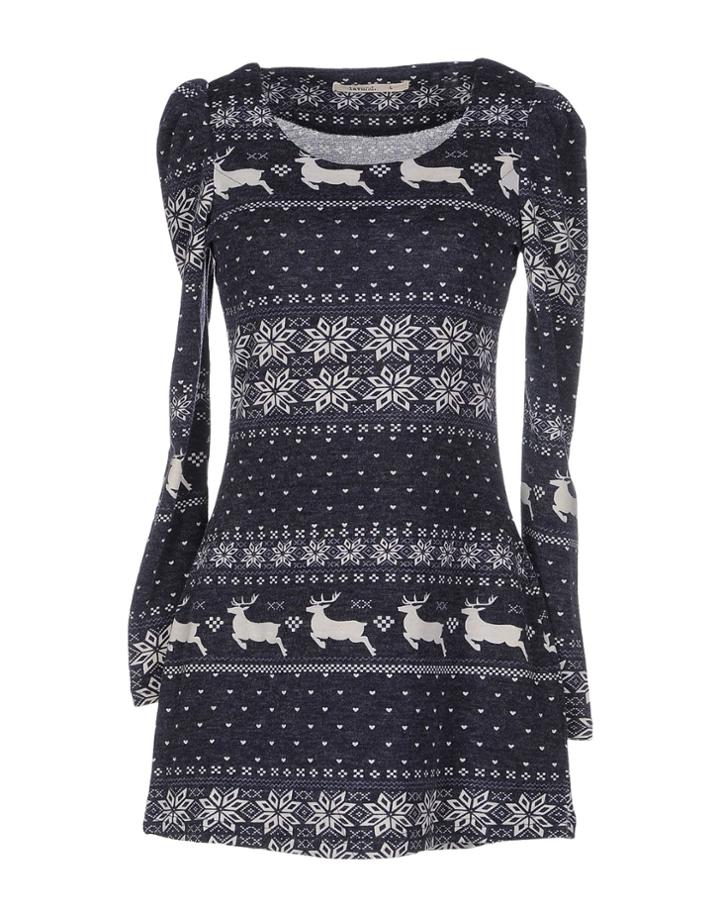 Lavand. Sweaters