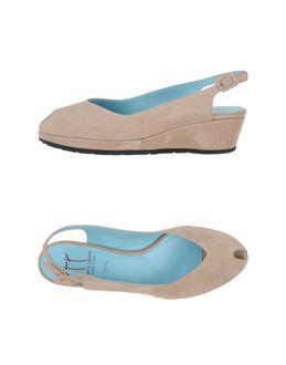 Thierry Rabotin Pumps