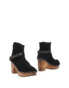 Almala Ankle Boots