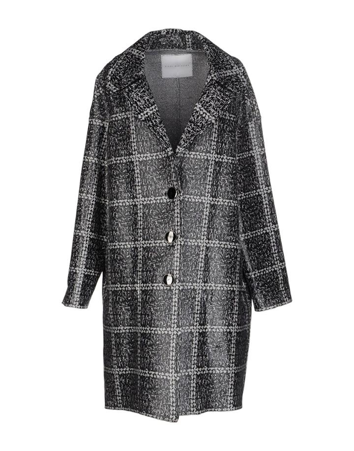 Giada Benincasa Coats