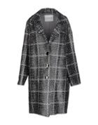 Giada Benincasa Coats