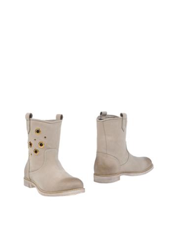 Erika Fabiano Ankle Boots