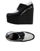 C Line Lace-up Shoes