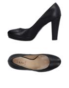 Solidee Pumps