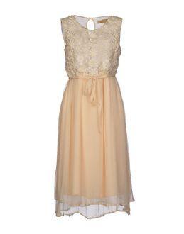 Bonsui Knee-length Dresses