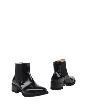 L'arianna Ankle Boots