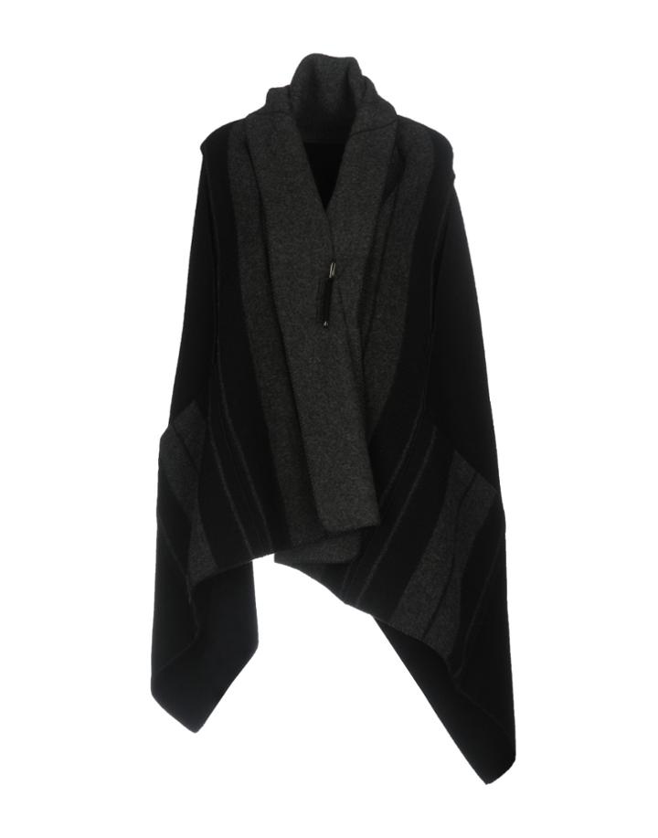 Demoo Parkchoonmoo Capes & Ponchos