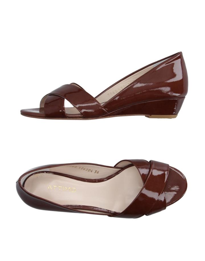Attimo Sandals