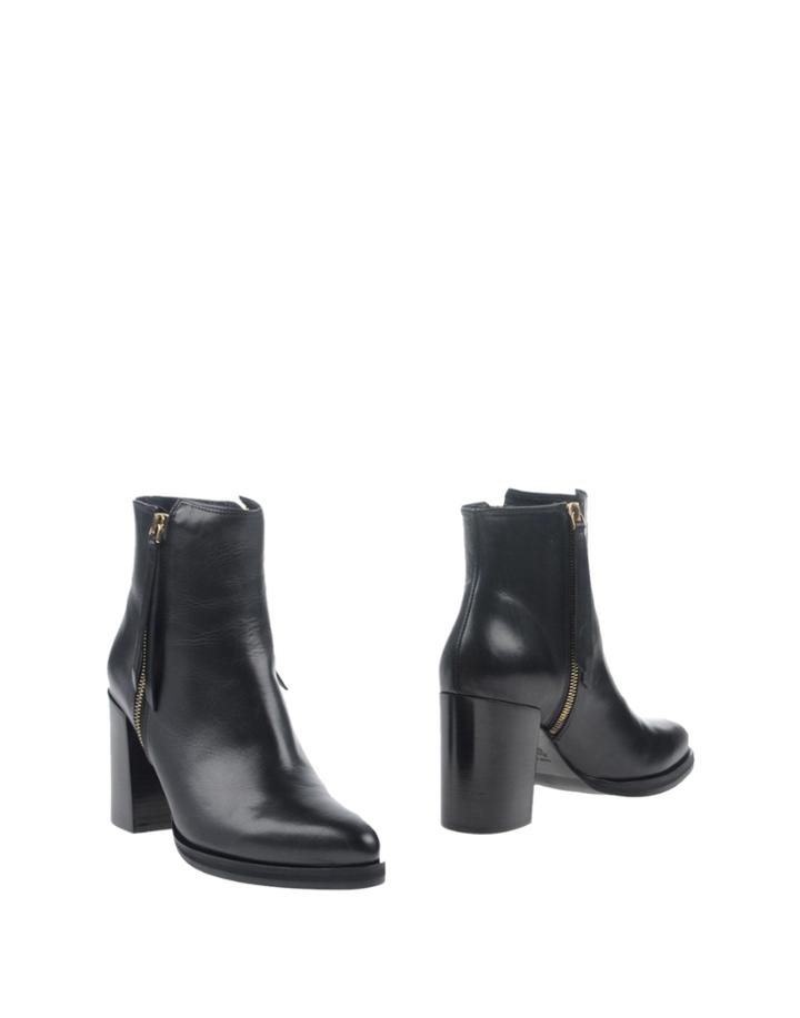 Eglantine Ankle Boots