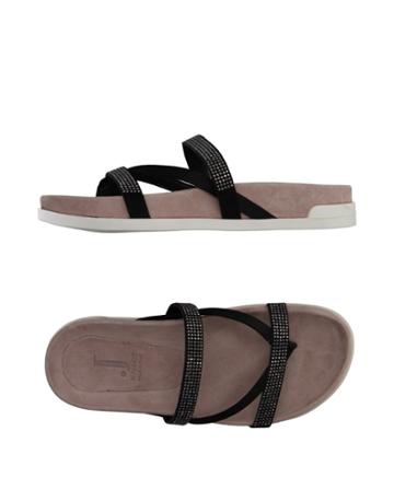 Jeannot Toe Strap Sandals