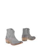 Dogmi Ankle Boots