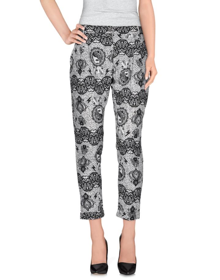Queguapa Casual Pants