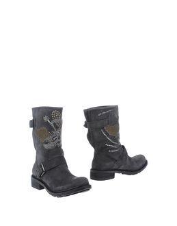 Luca Stefani Ankle Boots