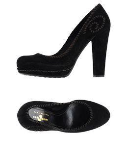 Carshoe Pumps
