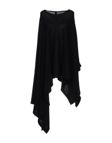 Giovanni Cavagna Capes & Ponchos