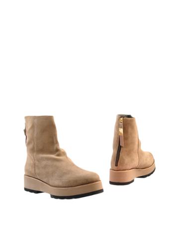 Helia Ankle Boots