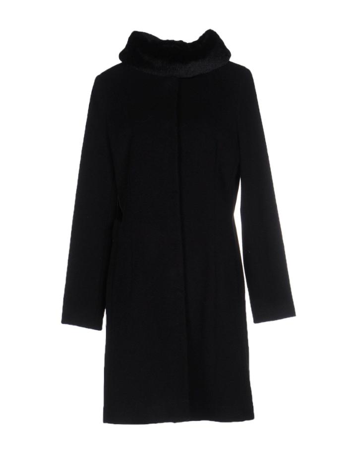 Corte Dei Gonzaga Coats