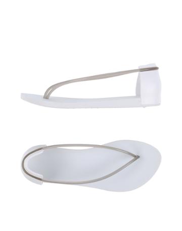 Ipanema With Starck&reg; Toe Strap Sandals