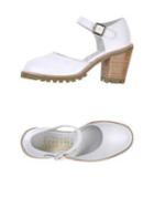 F-troupe Pumps