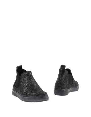 Asylum Ankle Boots