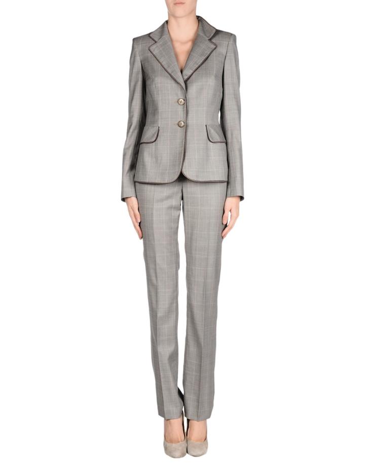 Roberto Quaglia Women's Suits