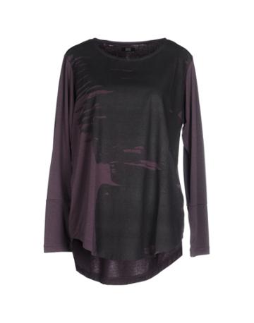 Moyuru T-shirts