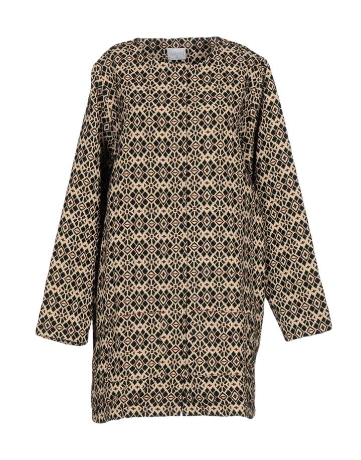 Compa Ia Fantastica Overcoats