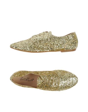 Look. It Lace-up Shoes