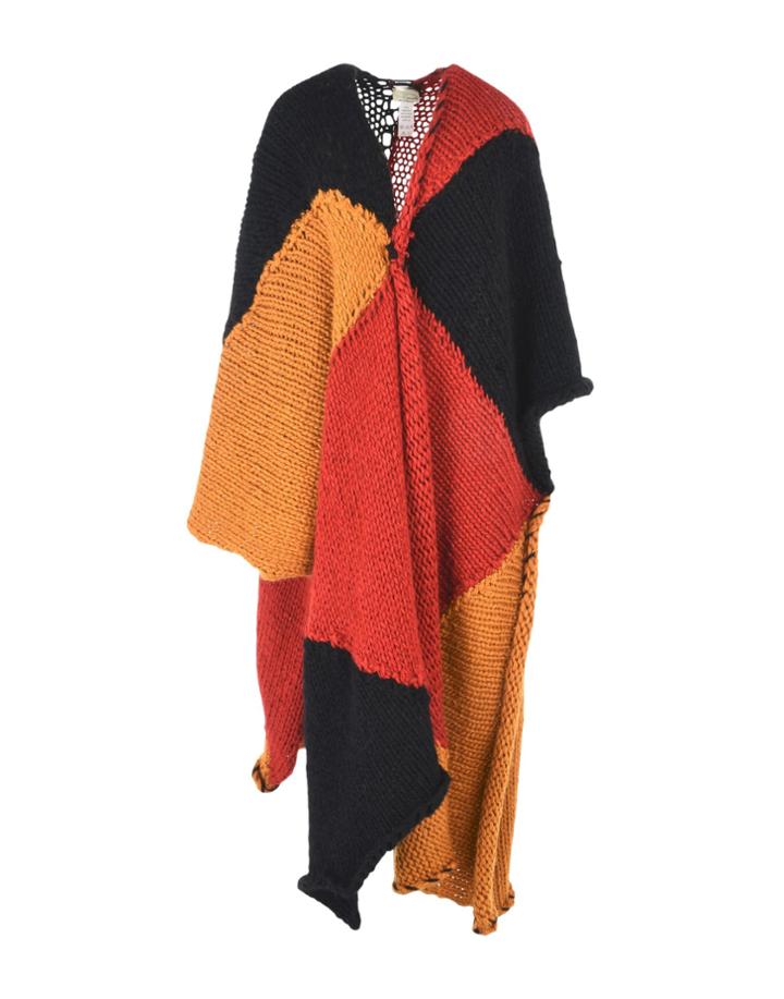(+) People Capes & Ponchos