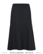 Iluut 3/4 Length Skirts
