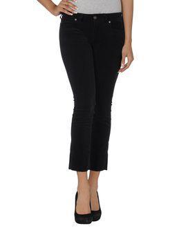 Notify 3/4-length Shorts
