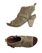 Billie Jean Sandals