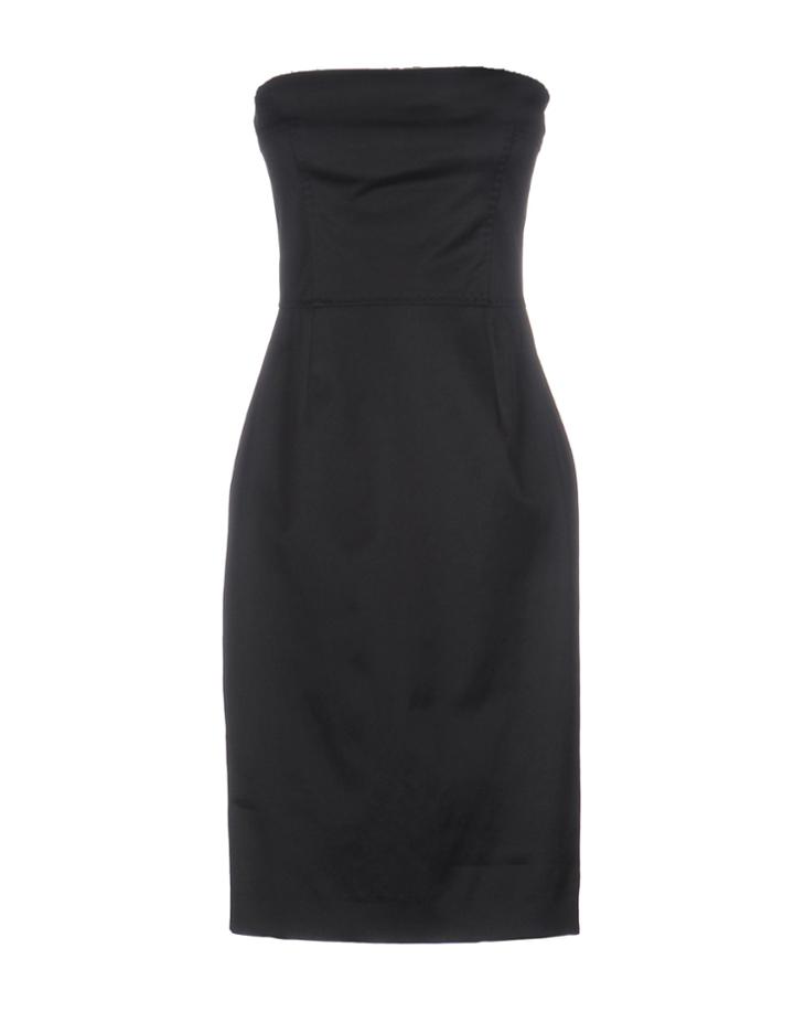 No. Si Short Dresses